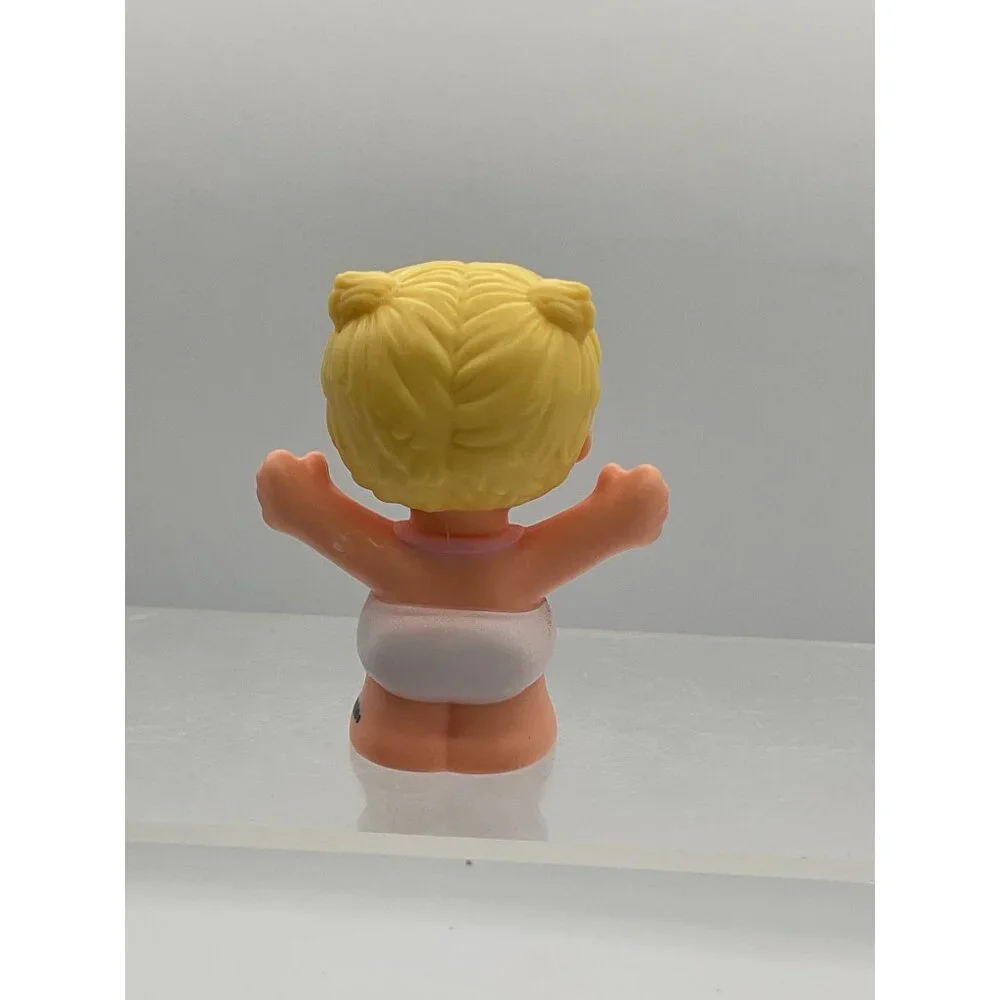 Fisher-Price Little People Baby Girl figure blonde pigtails pink bib with a star